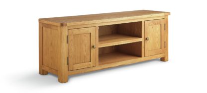 bd0e10fb0abeb4ba7231a5bebe22be3f7cb7af07f0dd615672f98e08bf871b75.jpg An Image of Habitat Kent 2 Door TV Unit - Oak