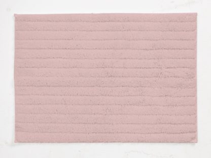 An Image of Habitat Supersoft Quick Dry Bath Mat - Blush Pink