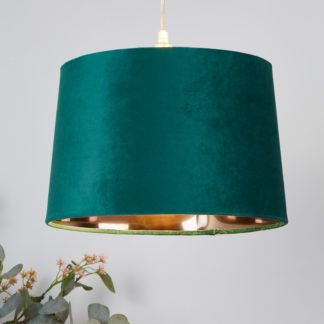 An Image of Velvet Drum Lamp Shade - 30cm - Emerald