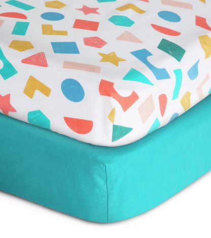An Image of Habitat Kids Colourful Shapes 2 Pack Fitted Sheets - Cot