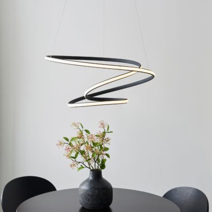 An Image of Vogue Apollo 1 Light Pendant Light Black