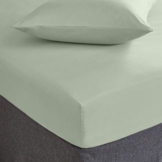 An Image of Soft & Easycare Polycotton 28cm Fitted Sheet Sage (Green)