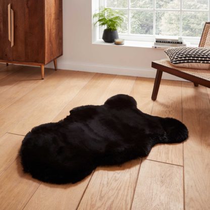 An Image of Super Teddy Sheepskin Rug Pink