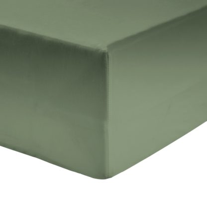 7461dab6bcdfc738d5d8856bb73c3372d272746aca122ba0ae6b0e998d05fb9c.jpg An Image of Habitat Cotton Rich 180 TC Plain Green Fitted Sheet - Single