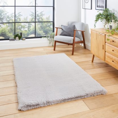 An Image of Super Teddy Rectangle Rug Silver