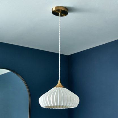 ccd66faca8badd94be2a418b9f6c8c975e1780c0b51f9af89fa729623d30bd84.jpg An Image of Shore Light Leah Porcelain Pendant Light - Satin Gold