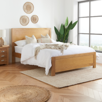 An Image of Stanford - King Size – Low Foot-End Bed Frame – Oak - Wooden - 5ft – Happy Beds