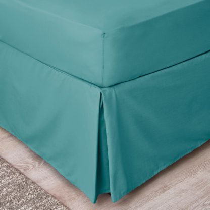 6ab61724011c6c4bc8c6036a9a2bb250b927dc82064a59d6f2ea73b50d5d643e.jpg An Image of Non Iron Plain Dye Valance Black