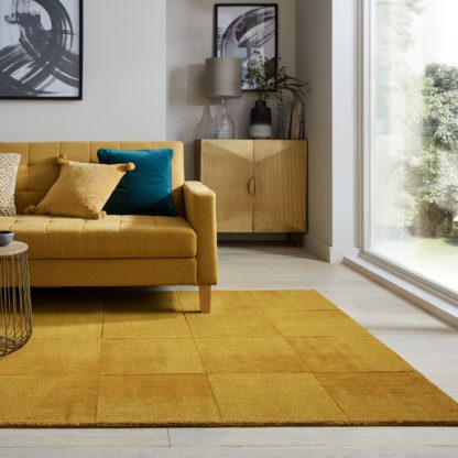 146f3abe20930a4ac521e56d44a83a85fb2df43a9b6d4f363c1590c67b95f357.jpg An Image of Ombre Checkerboard Wool Rug Green