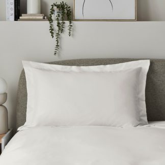 An Image of Super Soft Recycled Polyester Oxford Pillowcase Ivory
