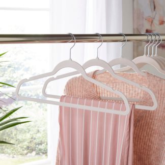 An Image of Pack of 30 Flocked Hangers Natural