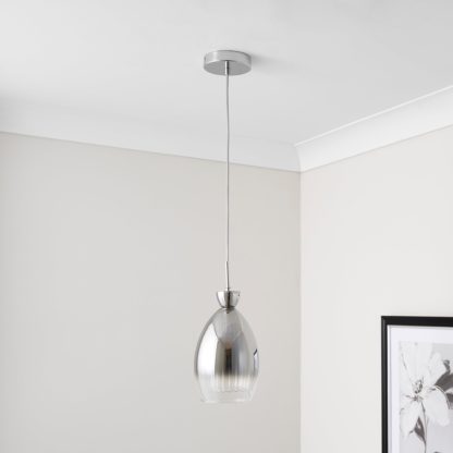 An Image of Sylvia Pendant Light Silver