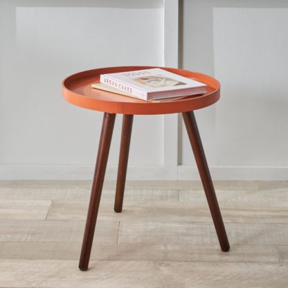 An Image of Halston Dark Pine Leg Round Table White