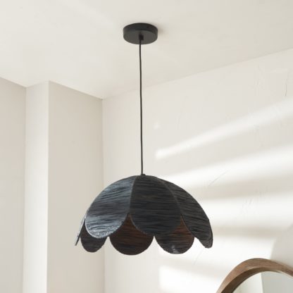 An Image of Petal Scalloped Raffia Pendant Light Natural