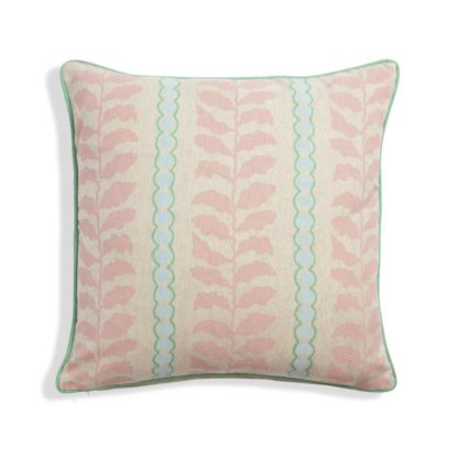 ff3e22135b79f197abc842809674e01efc3360193368f961539d0bd8fa6debba.jpg An Image of Habitat Panelled Leaf Print Cushion - 43x43cm