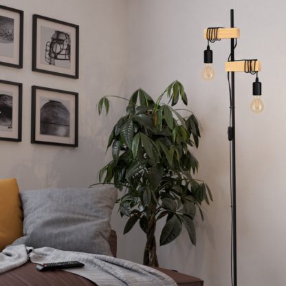 An Image of EGLO Townshend Statement Floor Lamp - Black & Oak