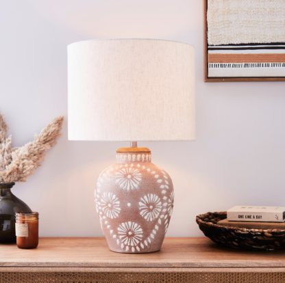 f7739109c2edf04854257118ea387d7f0f600ae1049866cc4ad93a4506838855.jpg An Image of Heart and Soul Traditional Terracotta Table Lamp MultiColoured