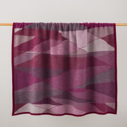 0f6596d046969d11fbbfde1844661c0bb7dd683f8f7d70625ed276e065728ed1.jpg An Image of Supersoft Enigmatic Cotton Blanket Purple