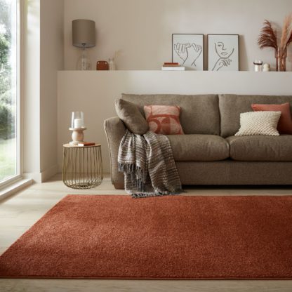 d937c95f1cd0c26ca6af53af85d9fb64317eea6799295c25c5081d7e57294df0.jpg An Image of Marlo Rug Green
