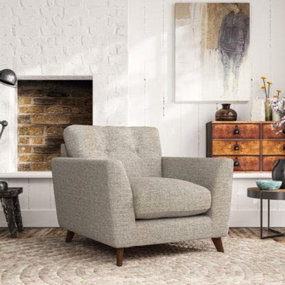 15444cccf36bdcfb4dfe847e2005a8213026380cd9b5668fc30066e8937068cc.jpg An Image of Peyton Armchair