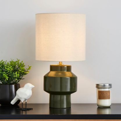 97814b7ca9c5b160970e3cf154585112a6824ab3e0cfbad2817116ddcb72a655.jpg An Image of Montreal Table Lamp