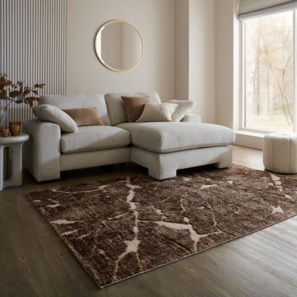 b1759679d771857accd0c4352e2b74f0afd284299cd892e3e78563556b9abbf1.jpg An Image of Glacier Luxury Marble Shaggy Rug