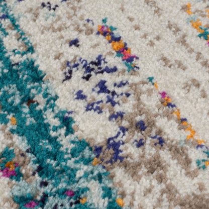 c8a42e4f5fb50e5cc7562bca5550269c3b7ce674ff47498b609699f2a77bd007.jpg An Image of Refraction Abstract Rug
