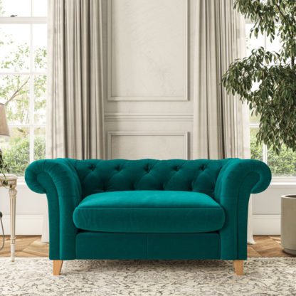 f2a2d329130bc7d6c63e3024f6201d83dd5d6964170864d6112cf39e59f37d6f.jpg An Image of Pimlico Snuggle Chair